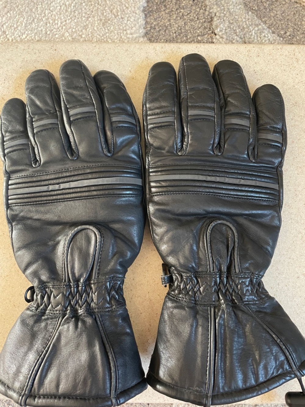 Men's Black Leather Insulated Winter Gloves